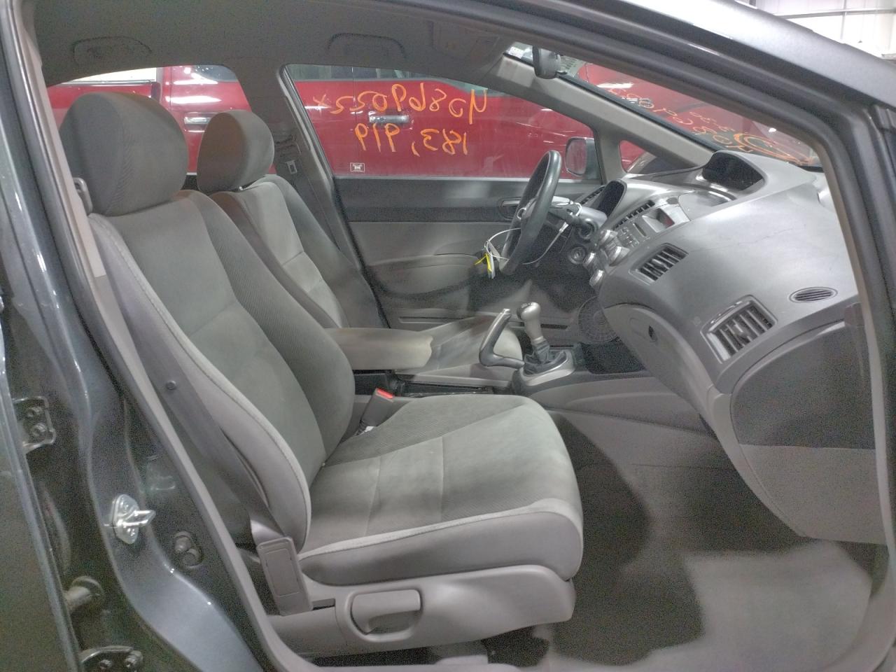 Photo 5 from auction – 2011 HONDA CIVIC LX with VIN 19XFA1E5XBE015018