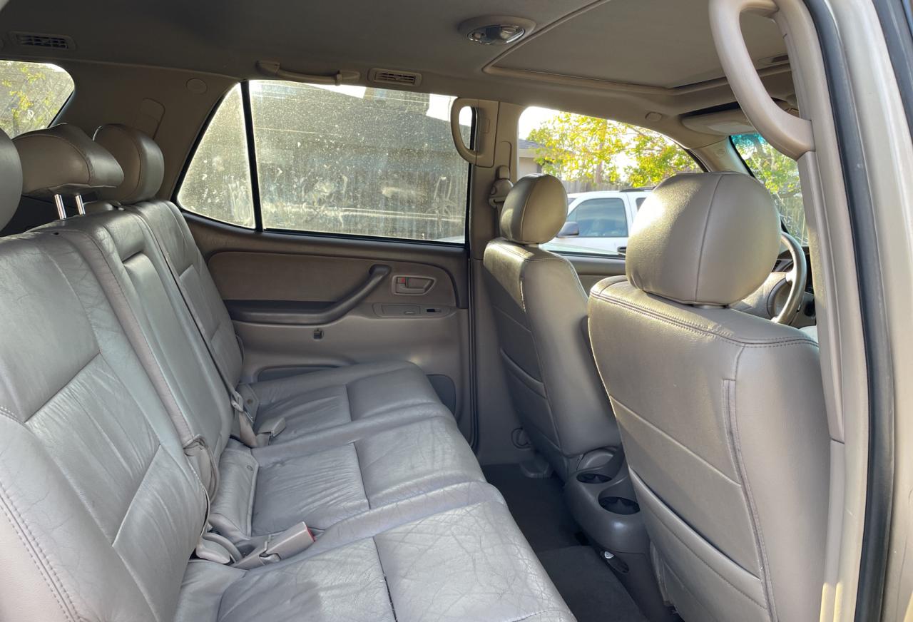 Photo 6 from auction – 2006 TOYOTA SEQUOIA SR with VIN 5TDBT44A16S264537