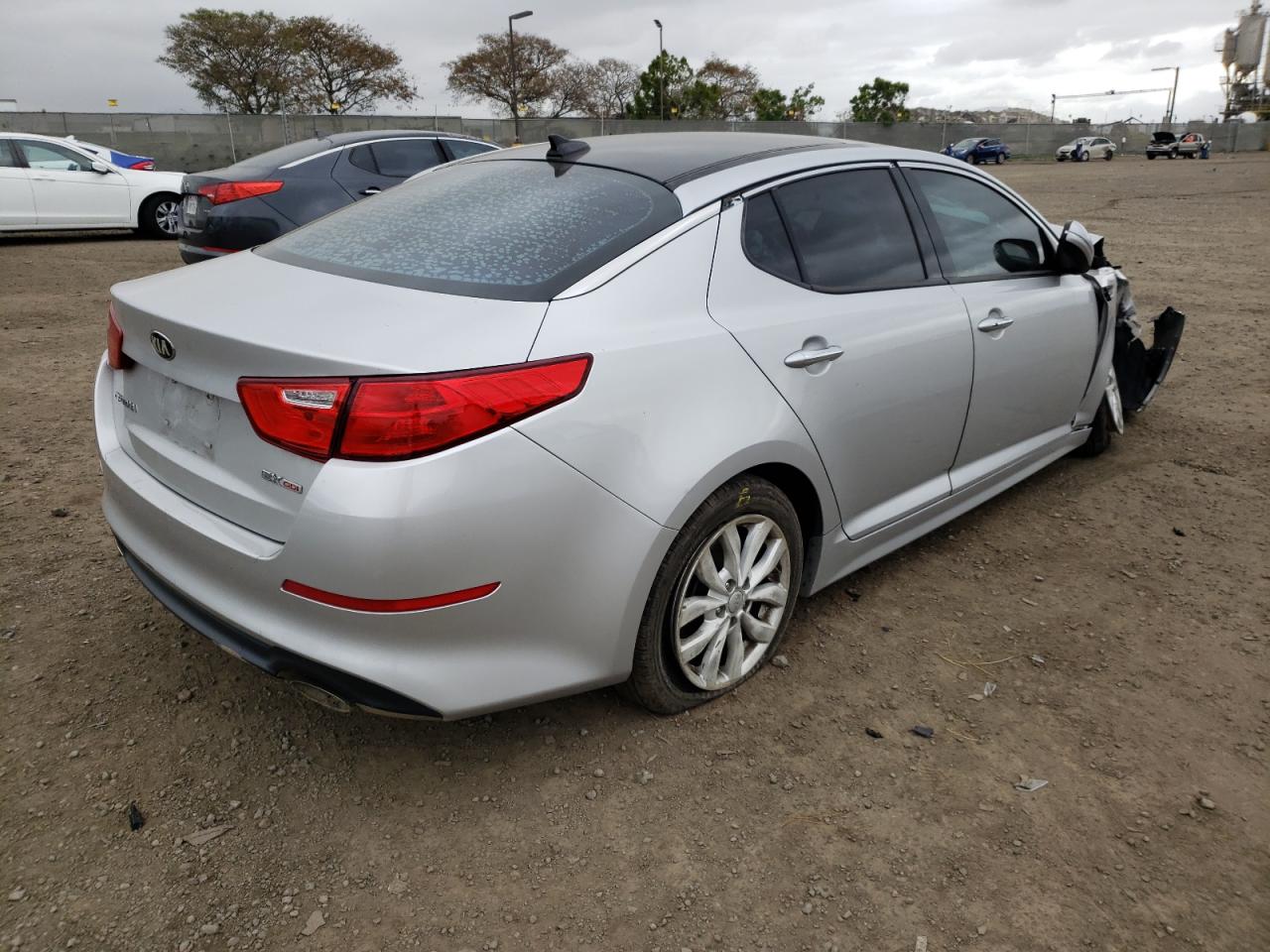 Photo 4 from auction – 2015 KIA OPTIMA EX with VIN 5XXGN4A7XFG404045