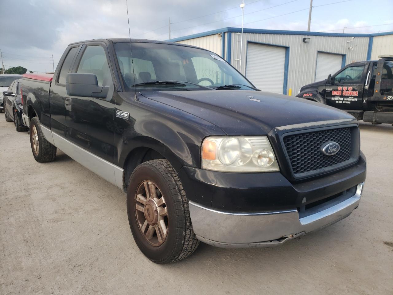FORD F150 2004 with VIN 1FTPX12584FA06253 - Photo from auction