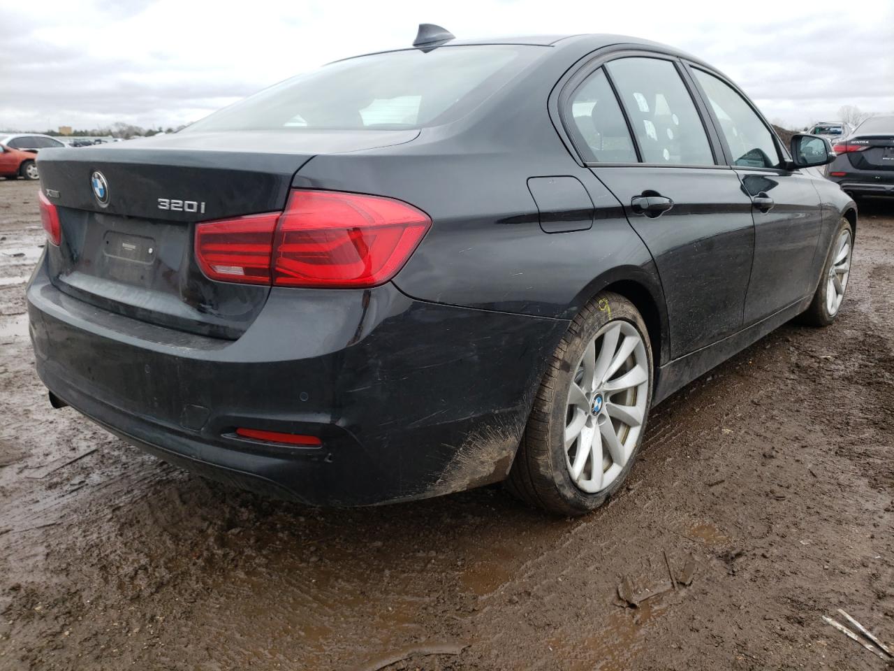 Photo 4 from auction – 2016 BMW 320 XI with VIN WBA8A3C53GK689181