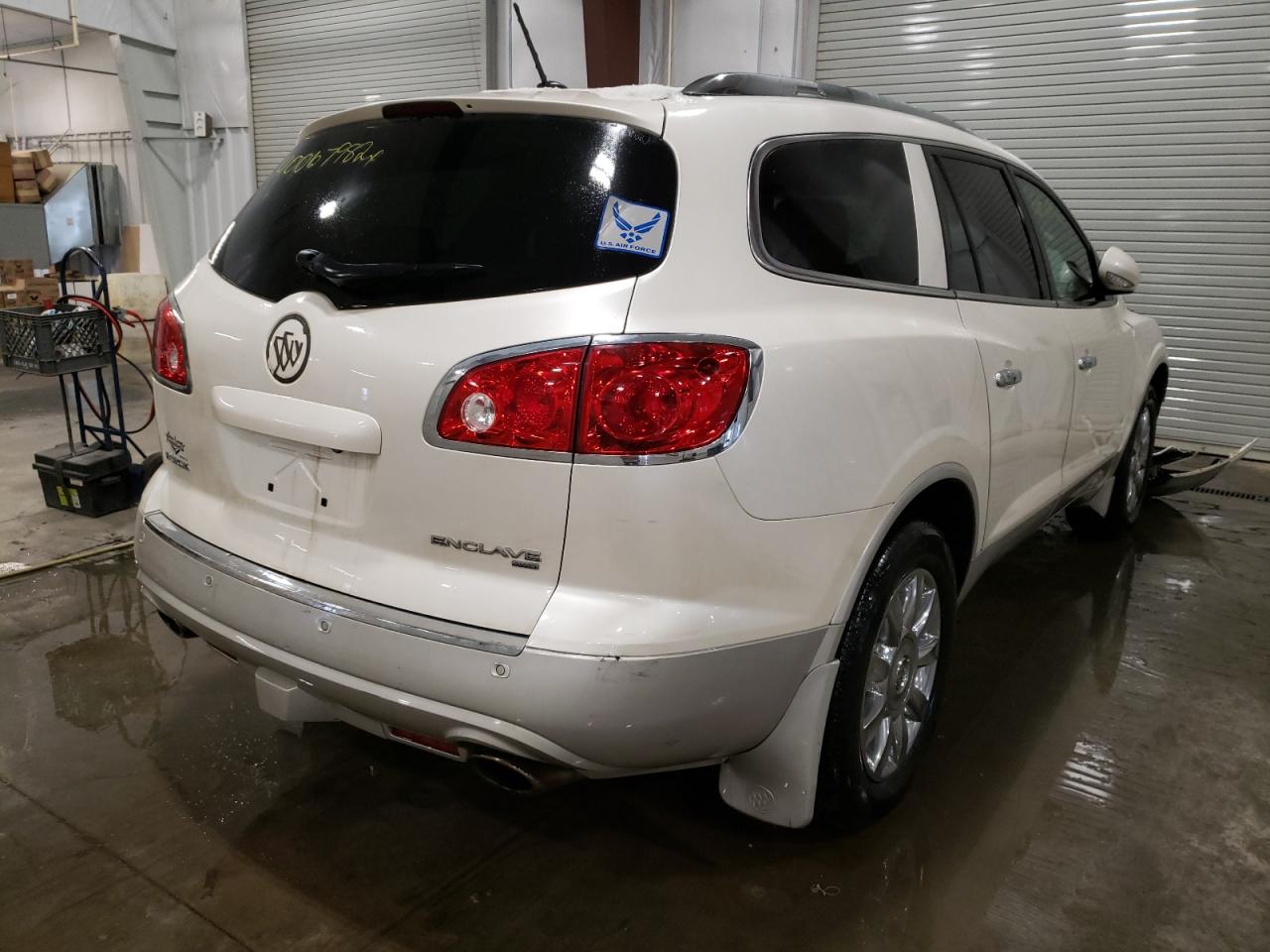 Photo 4 from auction – 2012 BUICK ENCLAVE with VIN 5GAKVCED2CJ309167