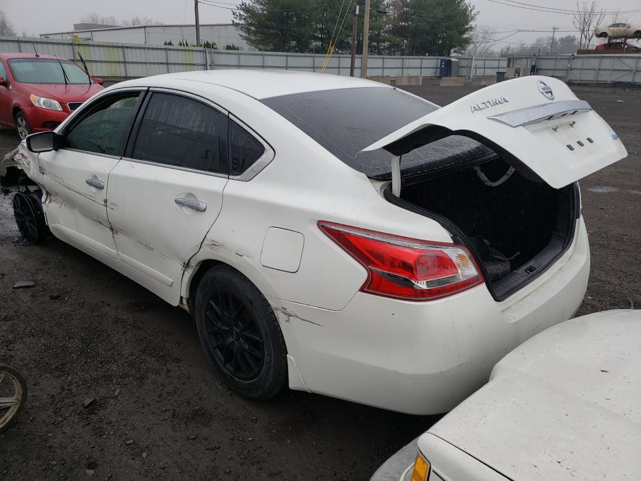 Photo 3 from auction – 2013 NISSAN ALTIMA 2.5 with VIN 1N4AL3AP0DN574427