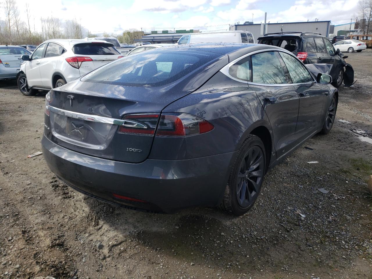 Photo 4 from auction – 2018 TESLA MODEL S with VIN 5YJSA1E22JF277306