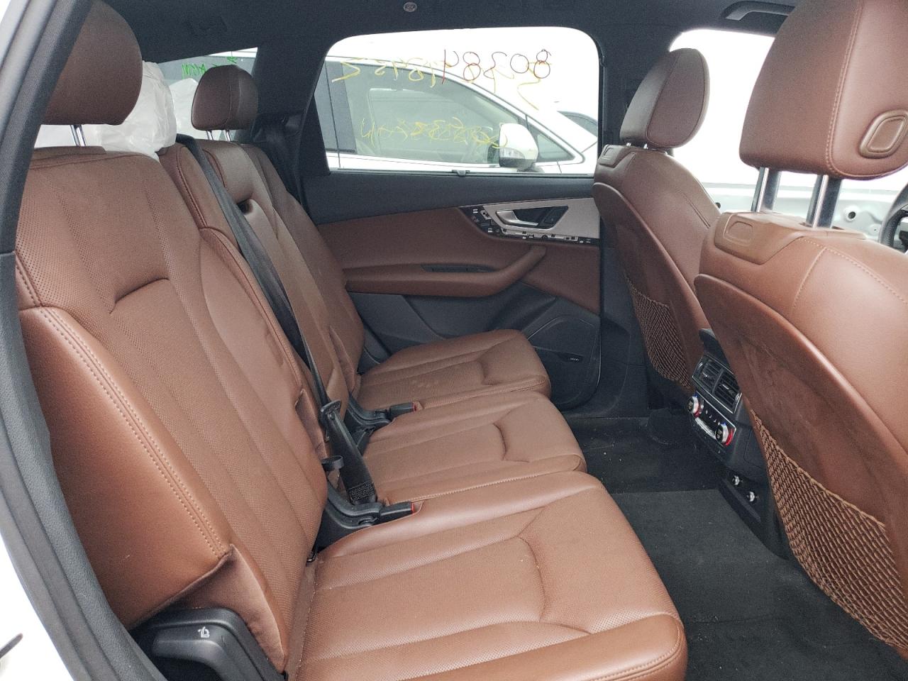 Photo 6 from auction – 2019 AUDI Q7 PREMIUM with VIN WA1LHAF72KD044913