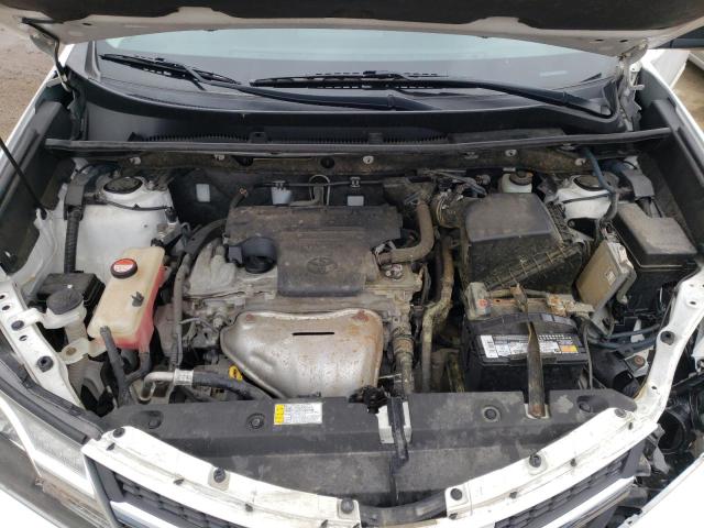 Photo 7 from auction – 2015 TOYOTA RAV4 LE with VIN JTMZFREV5FD064101