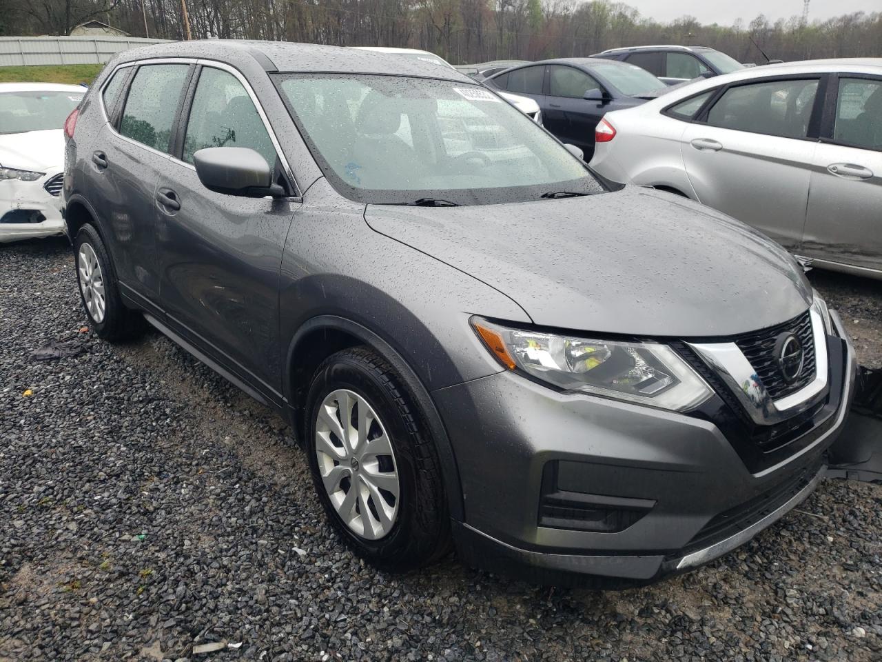 NISSAN ROGUE S 2018 with VIN KNMAT2MTXJP602814 - Photo from auction