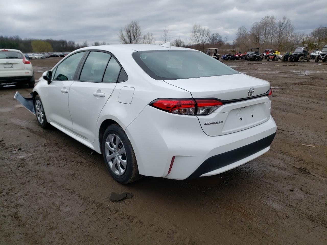 Photo 3 from auction – 2022 TOYOTA COROLLA LE with VIN 5YFEPMAE2NP272856