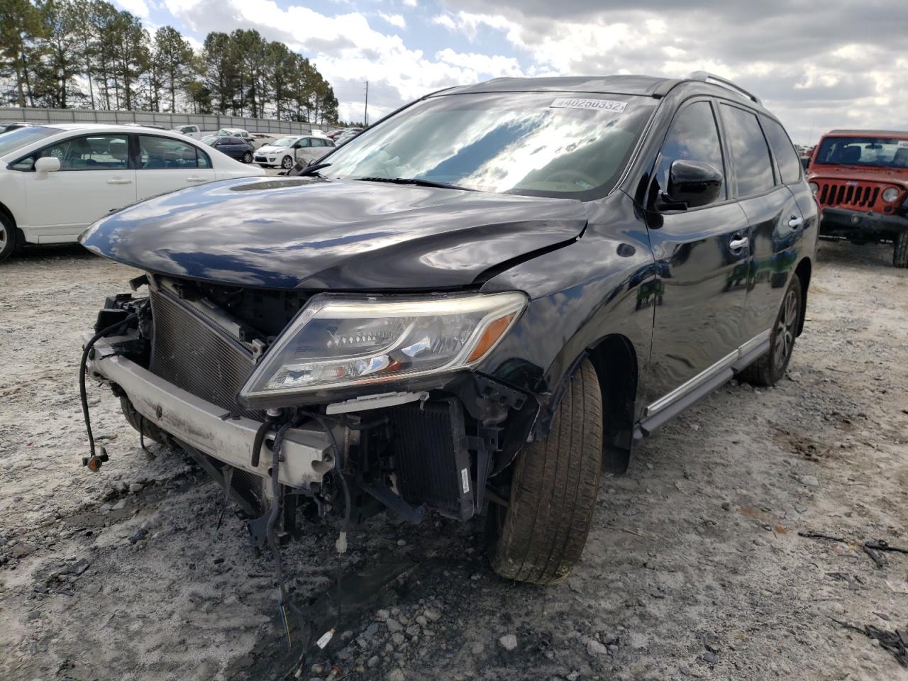 Photo 2 from auction – 2013 NISSAN PATHFINDER with VIN 5N1AR2MN2DC652310