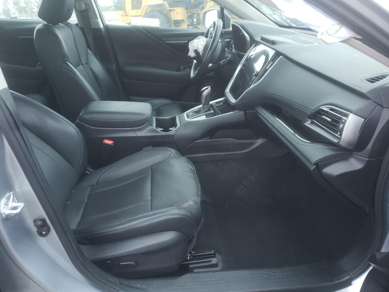 Photo 5 from auction – 2021 SUBARU LEGACY LIM with VIN 4S3BWAN60M3010848