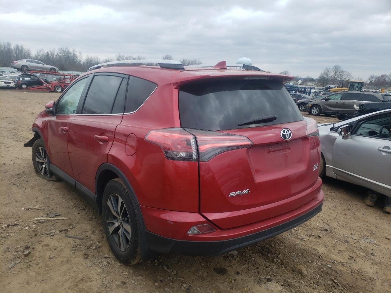 Photo 3 from auction – 2016 TOYOTA RAV4 XLE with VIN 2T3RFREV6GW415070