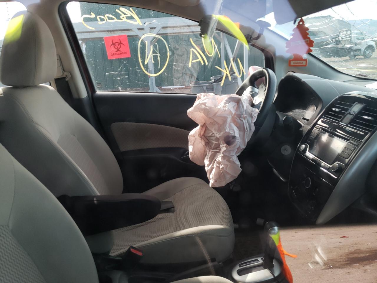 Photo 5 from auction – 2016 NISSAN VERSA NOTE with VIN 3N1CE2CP2GL370692