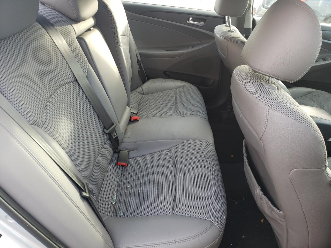 Zdjęcie 6 z aukcji – 2011 HYUNDAI SONATA SE z VIN 5NPEC4AB4BH202155