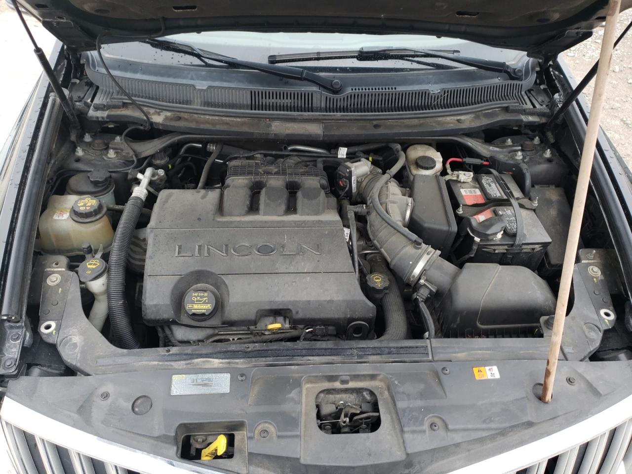 Photo 7 from auction – 2010 LINCOLN MKT with VIN 2LMHJ5FR1ABJ10297