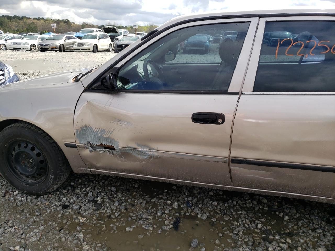Photo 9 from auction – 2000 TOYOTA COROLLA VE with VIN 1NXBR12E6YZ364369