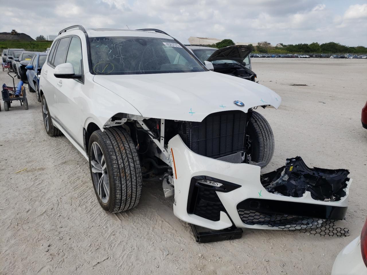 Photo 9 from auction – 2022 BMW X7 XDRIVE4 with VIN 5UXCW2C02N9K00902