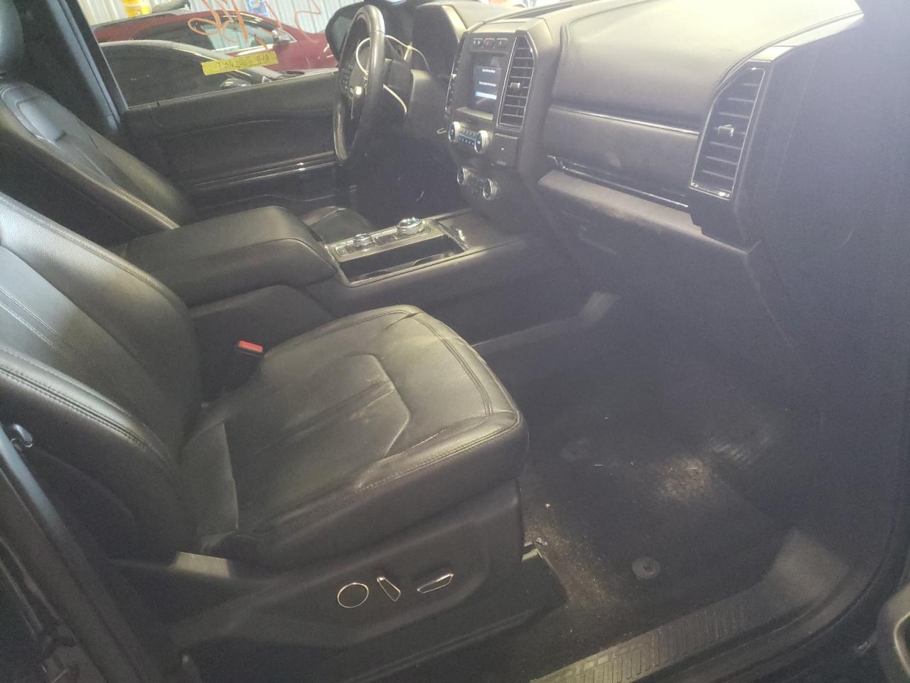 Photo 5 from auction – 2019 FORD EXPEDITION with VIN 1FMJK2AT4KEA14214