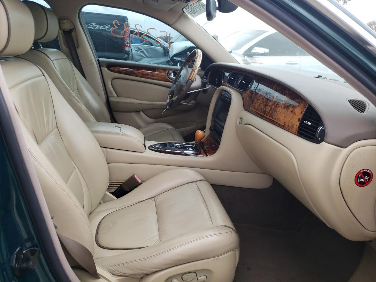 Photo 5 from auction – 2005 JAGUAR SUPER V8 with VIN SAJWA82B35TG35082
