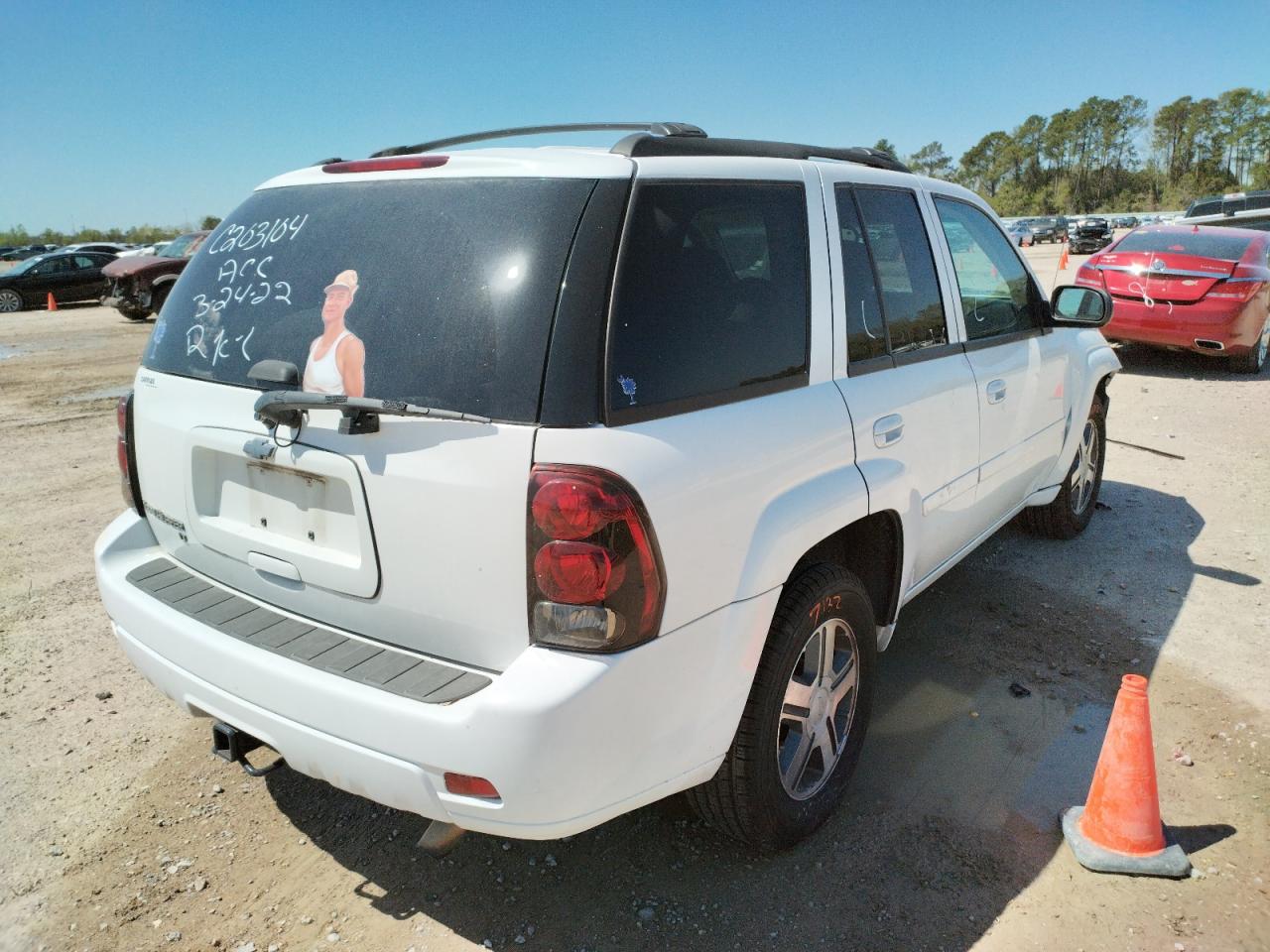 Photo 4 from auction – 2008 CHEVROLET TRAILBLAZE with VIN 1GNDS13S282215448