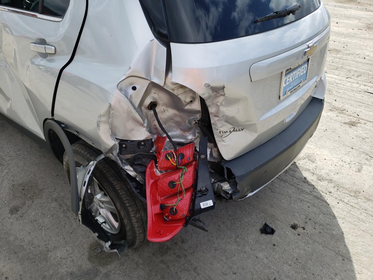 Photo 9 from auction – 2016 CHEVROLET TRAX 1LT with VIN 3GNCJLSB8GL273606