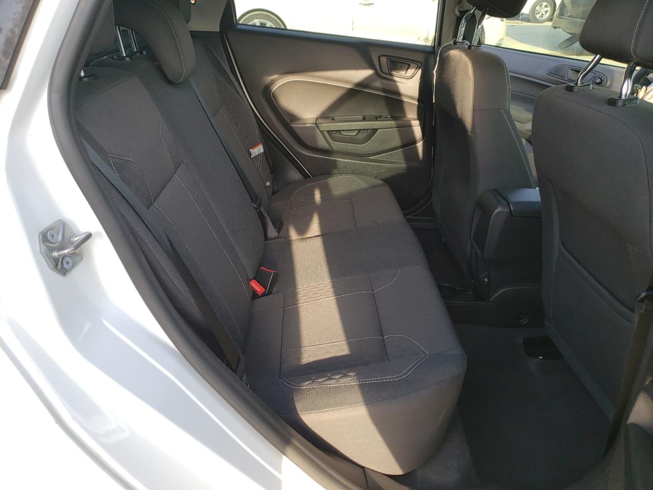 Photo 6 from auction – 2019 FORD FIESTA SE with VIN 3FADP4EJ9KM106927