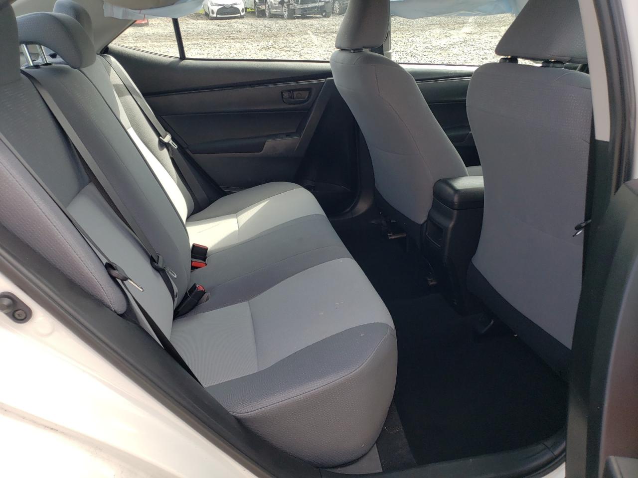 Photo 6 from auction – 2018 TOYOTA COROLLA L with VIN 5YFBURHE2JP851922