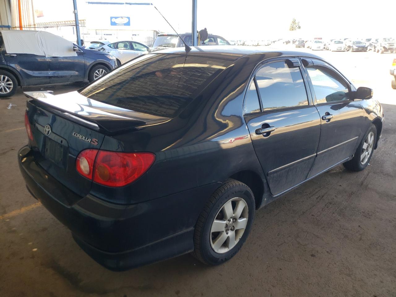 Photo 4 from auction – 2004 TOYOTA COROLLA CE with VIN 2T1BR32E14C206383
