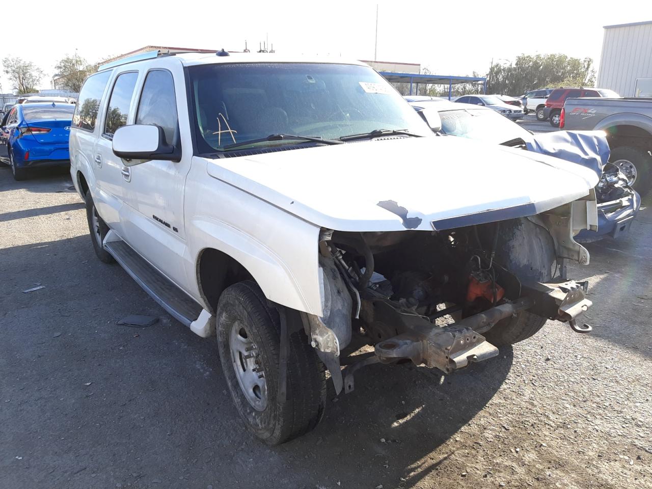 CADILLAC ESCALADE E 2003 with VIN 3GYFK66N93G204820 - Photo from auction