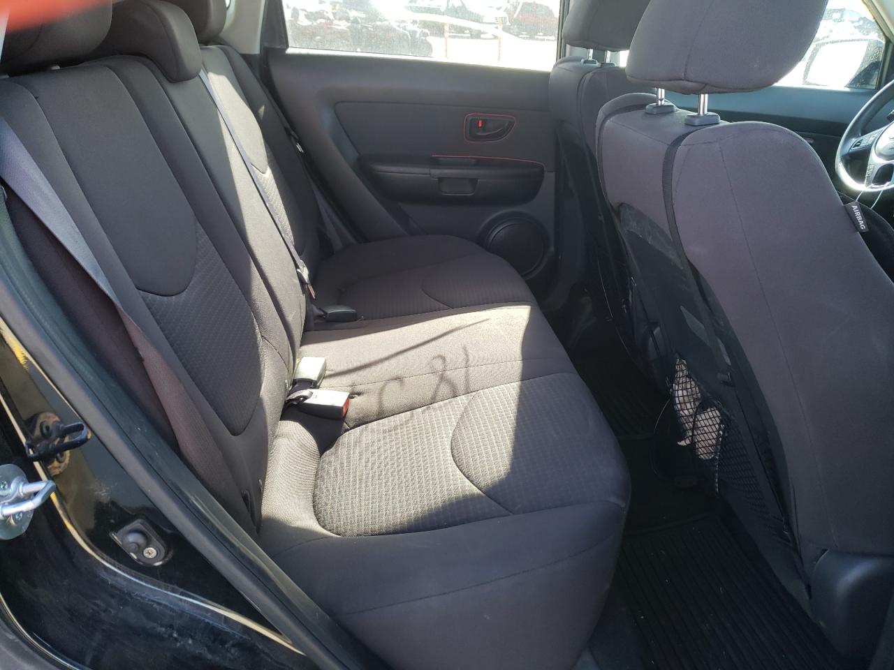 Photo 6 from auction – 2013 KIA SOUL with VIN KNDJT2A50D7752232