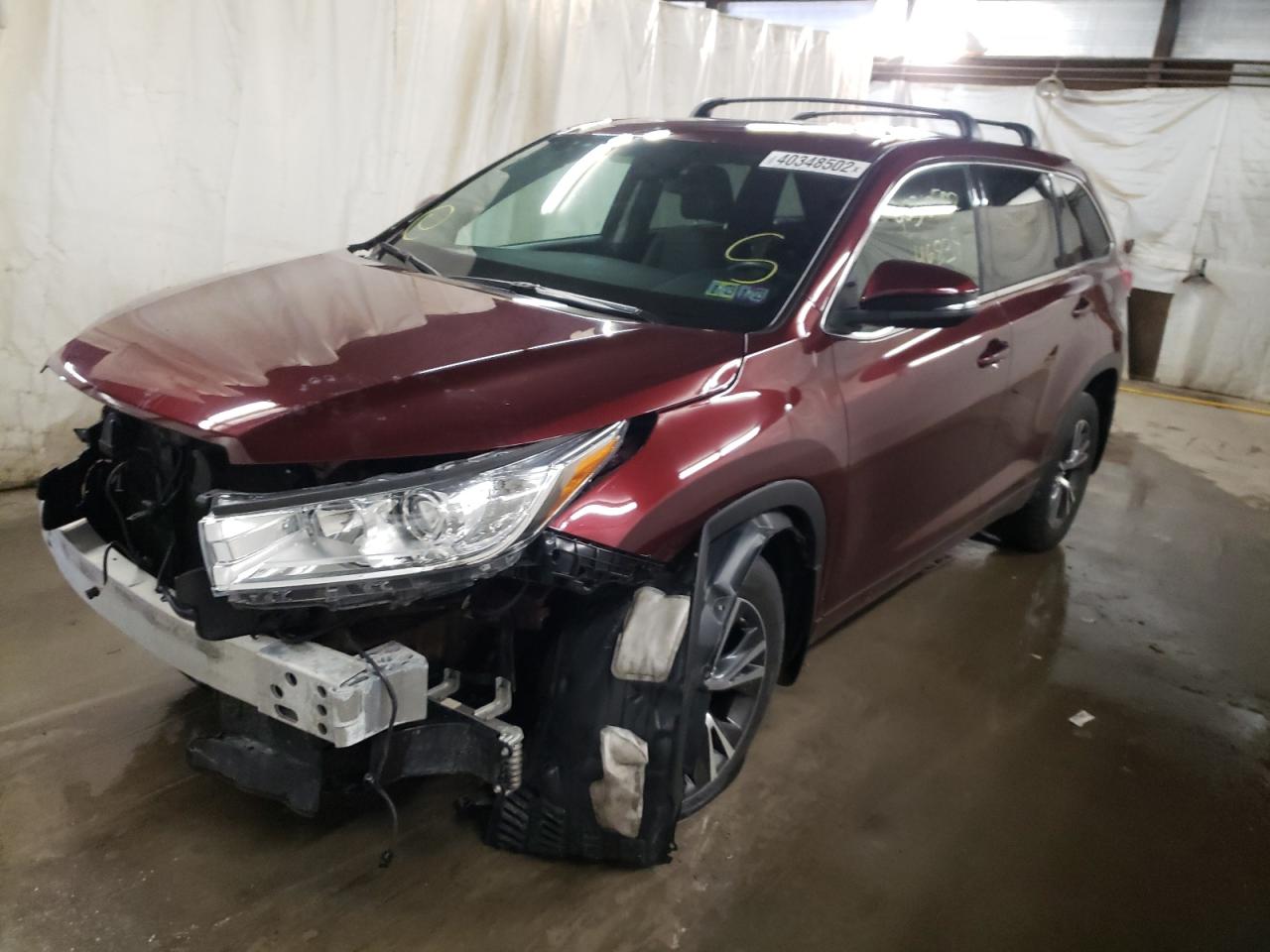 Photo 2 from auction – 2017 TOYOTA HIGHLANDER with VIN 5TDBZRFH4HS482691