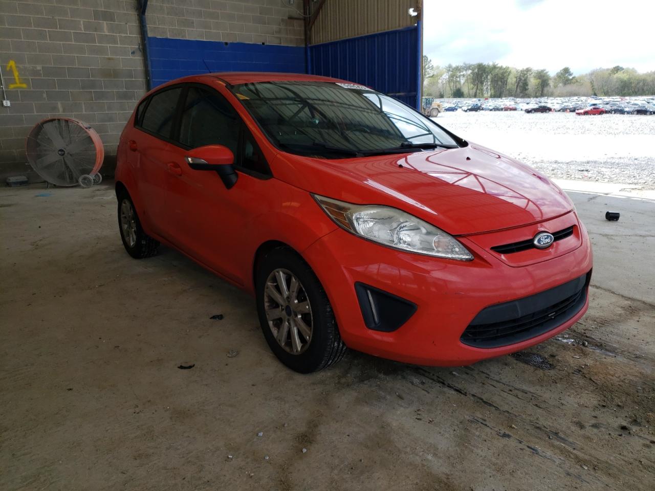 FORD FIESTA SE 2013 with VIN 3FADP4EJXDM206795 - Photo from auction