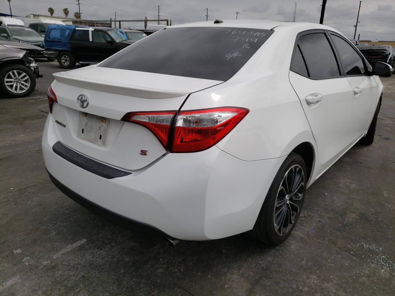 Photo 4 from auction – 2016 TOYOTA COROLLA L with VIN 5YFBURHE3GP520033