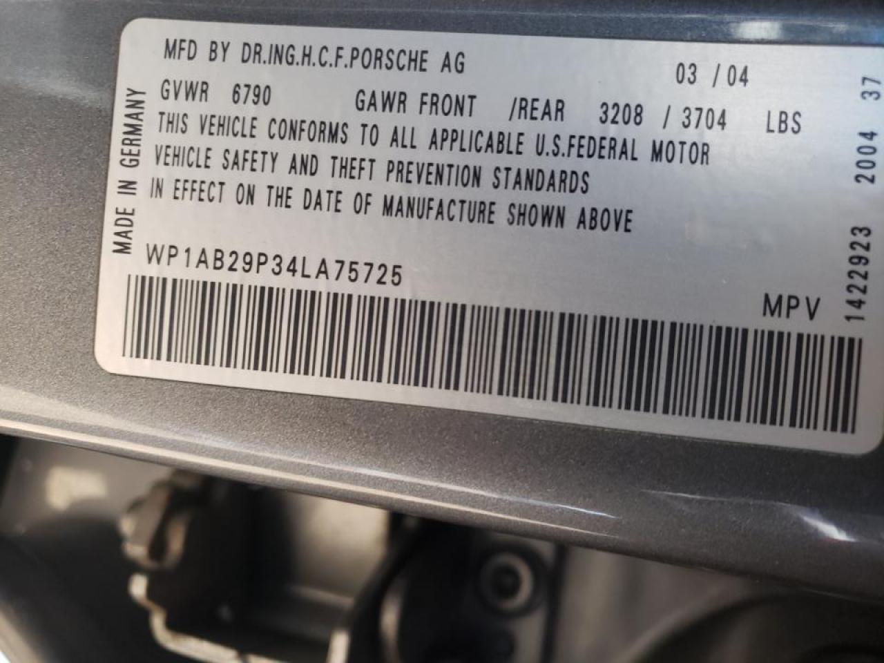 Photo 10 from auction – 2004 PORSCHE CAYENNE S with VIN WP1AB29P34LA75725