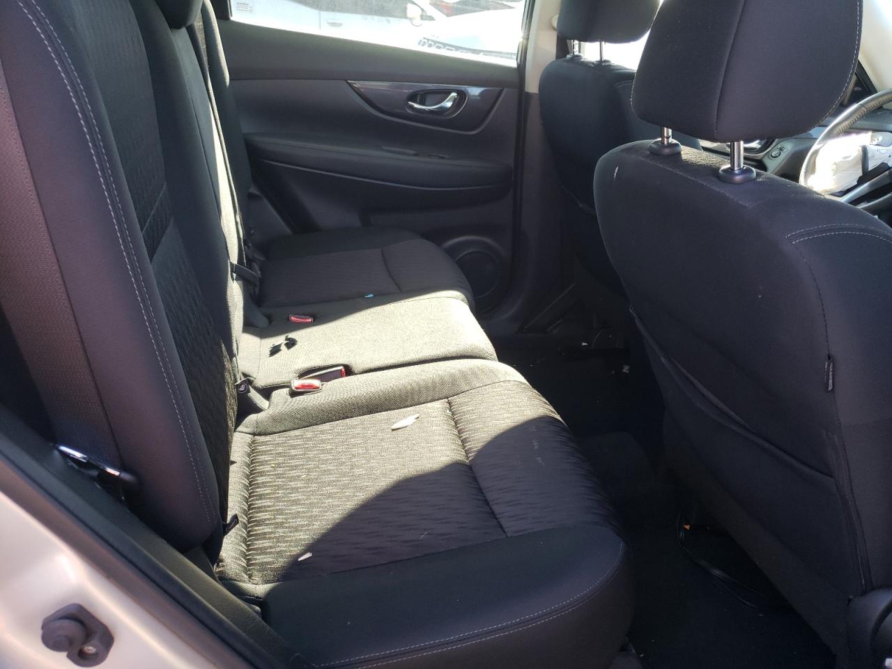 Photo 6 from auction – 2020 NISSAN ROGUE S with VIN KNMAT2MT3LP511256