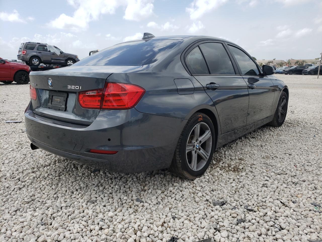 Photo 4 from auction – 2015 BMW 320 I XDRI with VIN WBA3C3G53FNS73708