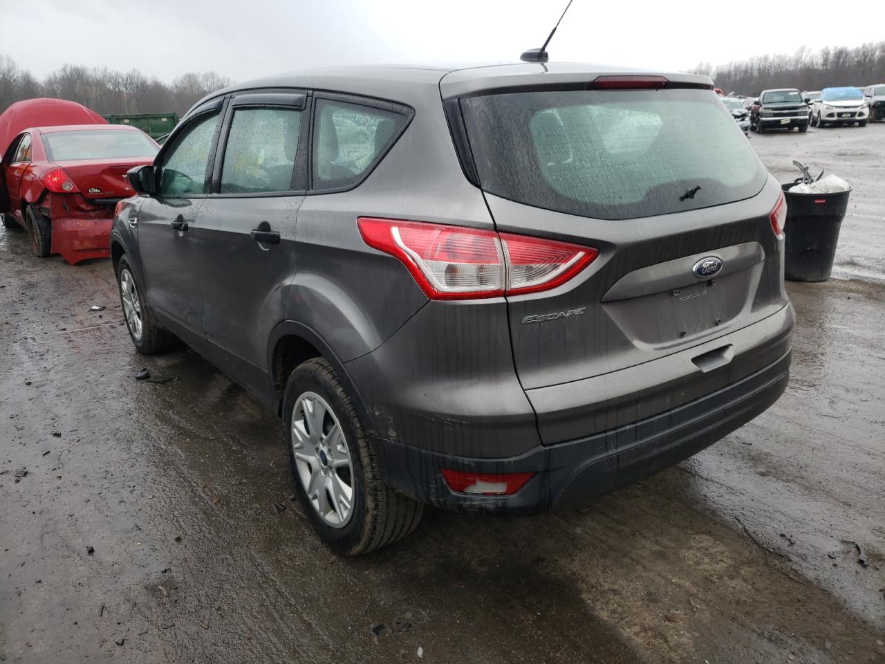 Photo 3 from auction – 2013 FORD ESCAPE S with VIN 1FMCU0F71DUB92593