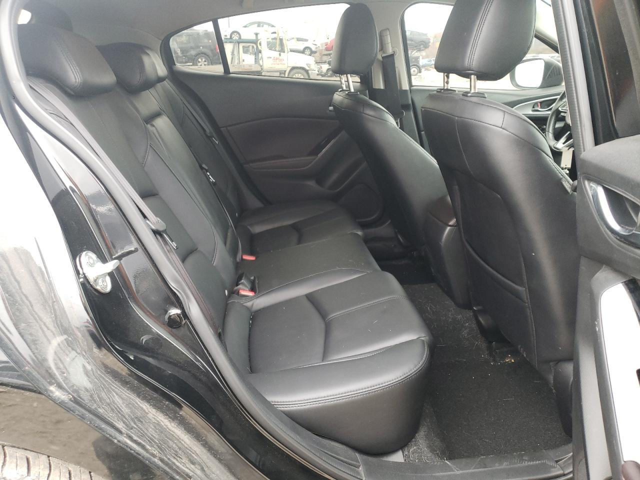 Photo 6 from auction – 2017 MAZDA 3 TOURING with VIN JM1BN1L36H1133650