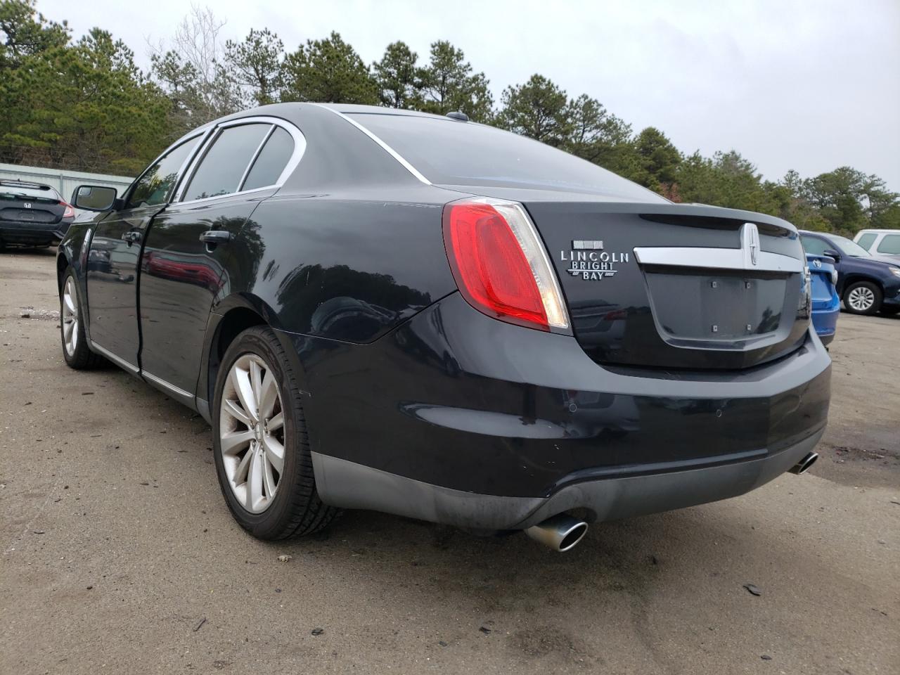 Photo 3 from auction – 2010 LINCOLN MKS with VIN 1LNHL9FT2AG606954