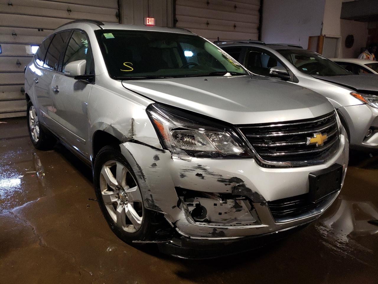 CHEVROLET TRAVERSE L 2017 with VIN 1GNKRGKD8HJ292579 - Photo from auction