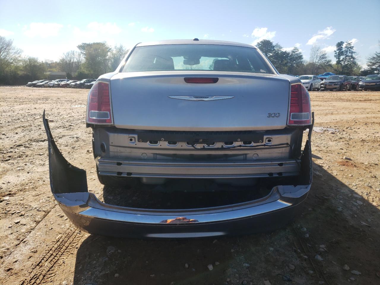 Photo 9 from auction – 2013 CHRYSLER 300 with VIN 2C3CCAAG1DH739079
