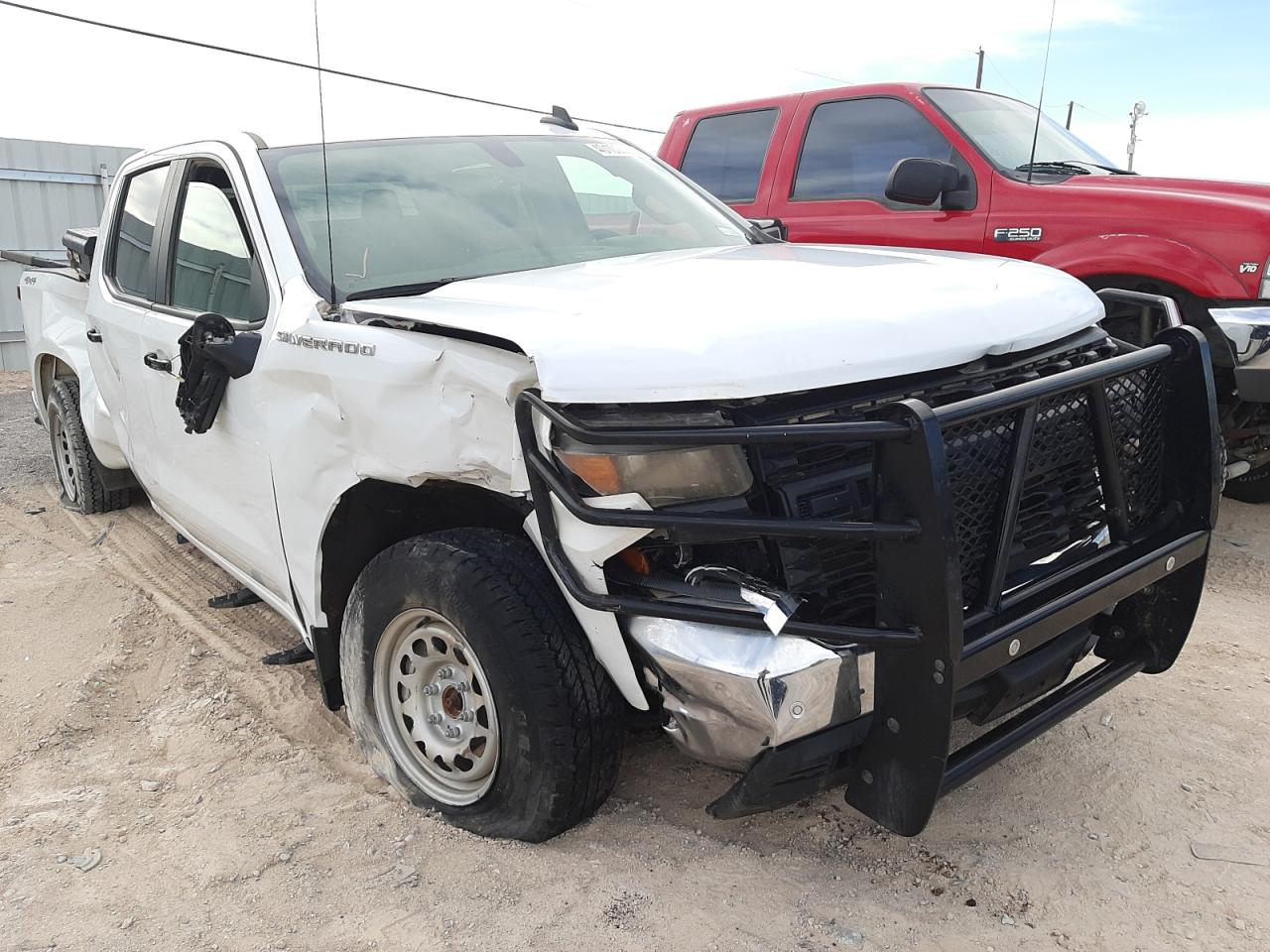 Photo 1 from auction – 2020 CHEVROLET SILVERADO with VIN 1GCUYAEF6LZ326706