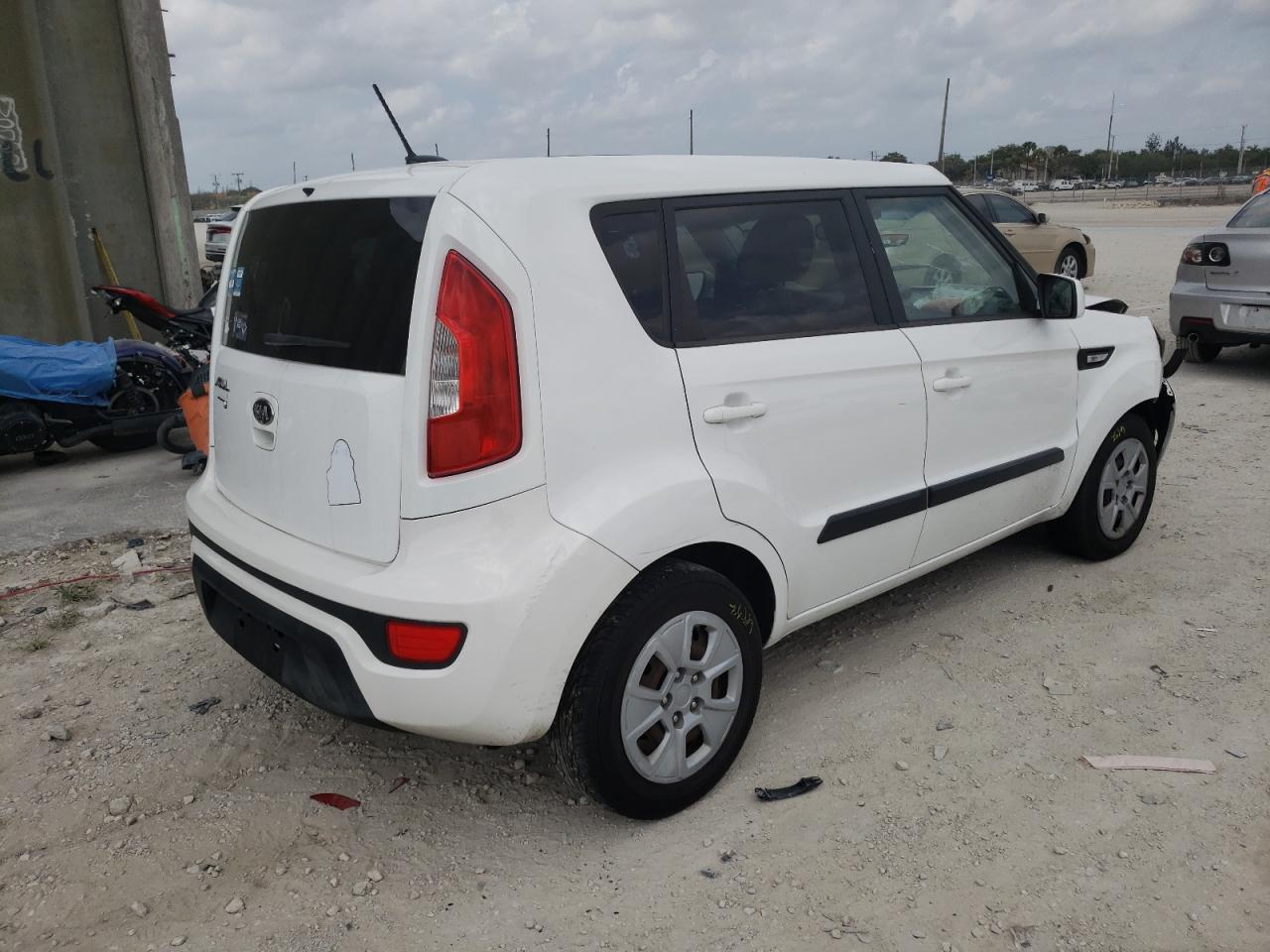 صورة رقم 4 من المزاد - 2013 KIA SOUL مع VIN KNDJT2A50D7768348