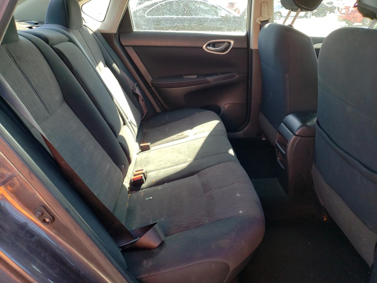 Photo 6 from auction – 2014 NISSAN SENTRA with VIN 3N1AB7AP6EY214638