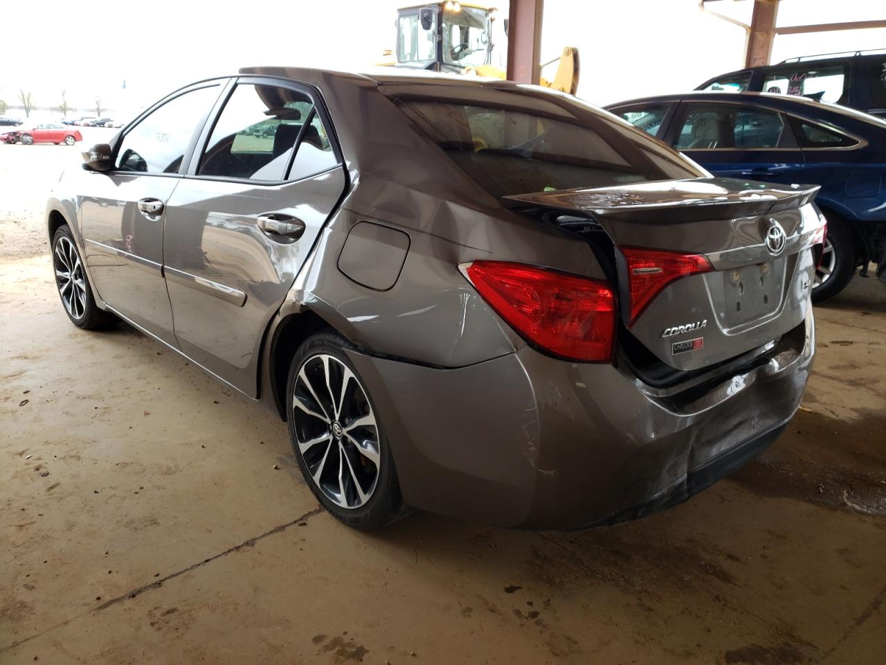 Photo 3 from auction – 2018 TOYOTA COROLLA L with VIN 5YFBURHE4JP741356