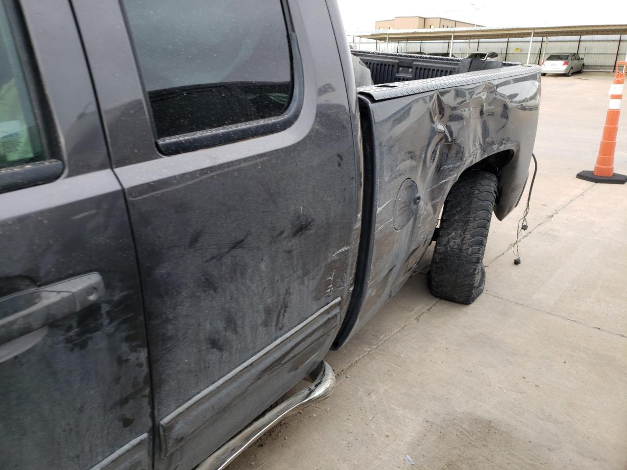 Photo 9 from auction – 2010 CHEVROLET SILVERADO with VIN 1GCSCREA7AZ112958