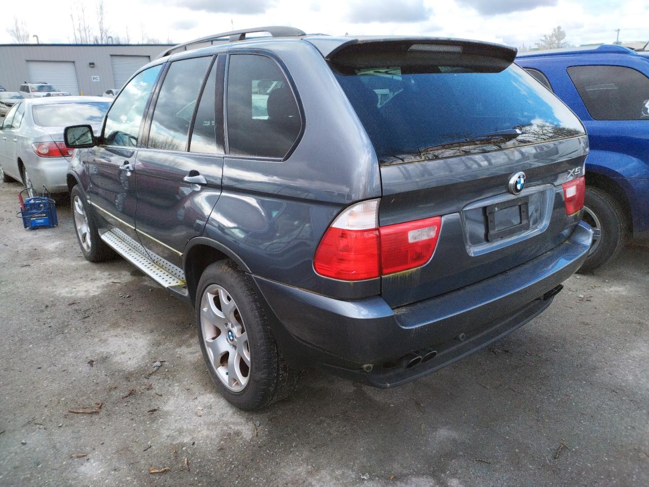 Photo 3 from auction – 2003 BMW X5 4.4I with VIN 5UXFB33533LH47822