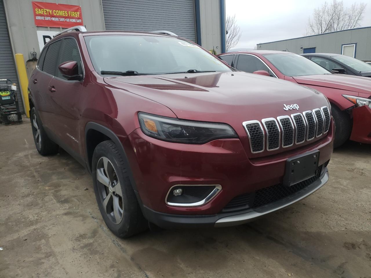 JEEP CHEROKEE L 2019 with VIN 1C4PJMDX8KD138228 - Photo from auction