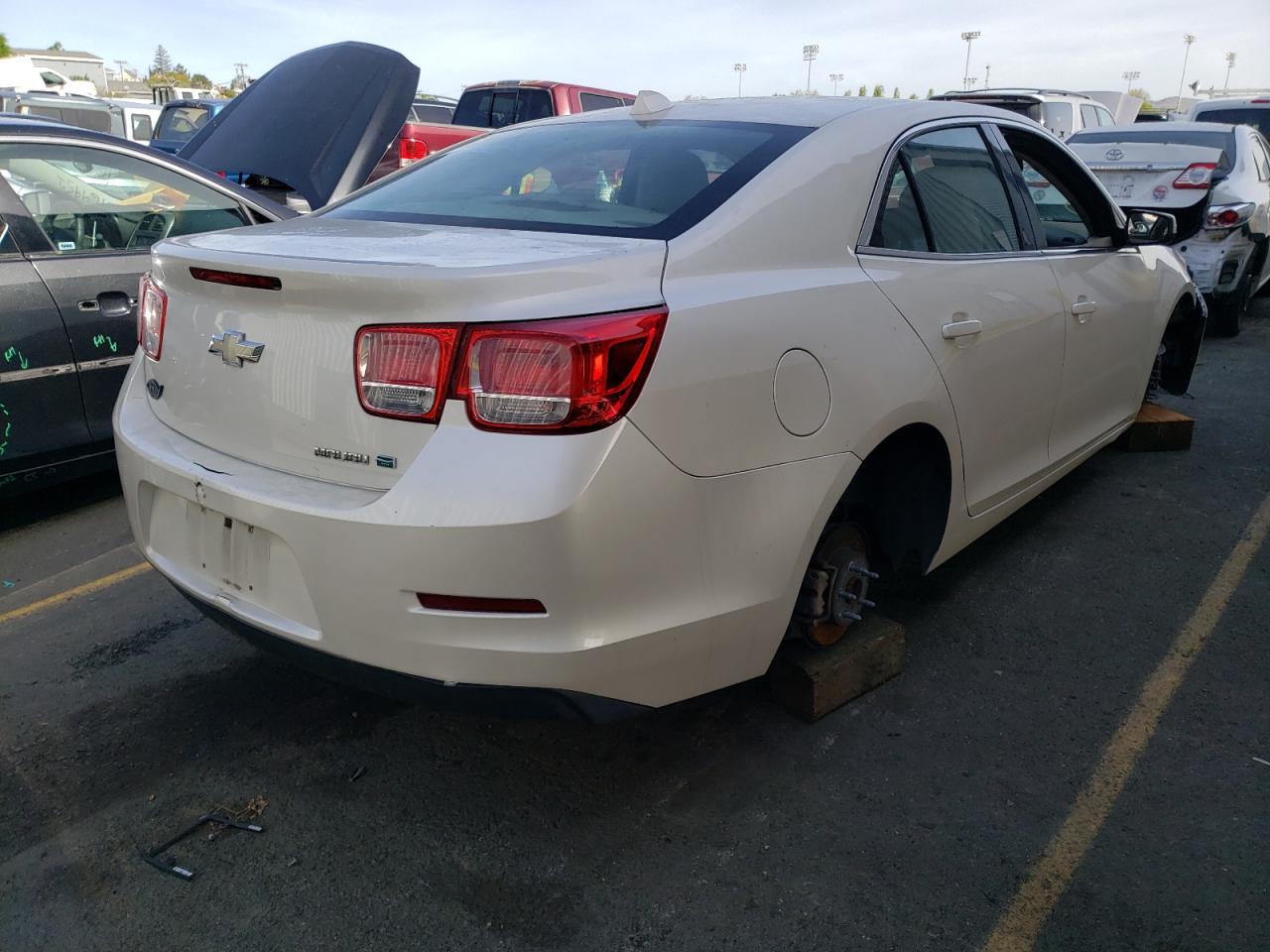Photo 4 from auction – 2013 CHEVROLET MALIBU 2LT with VIN 1G11F5RR2DF123652