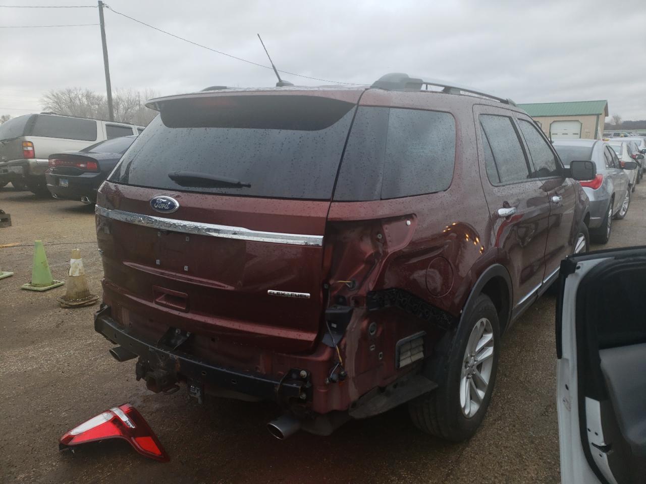 Photo 4 from auction – 2015 FORD EXPLORER X with VIN 1FM5K7D84FGA01883
