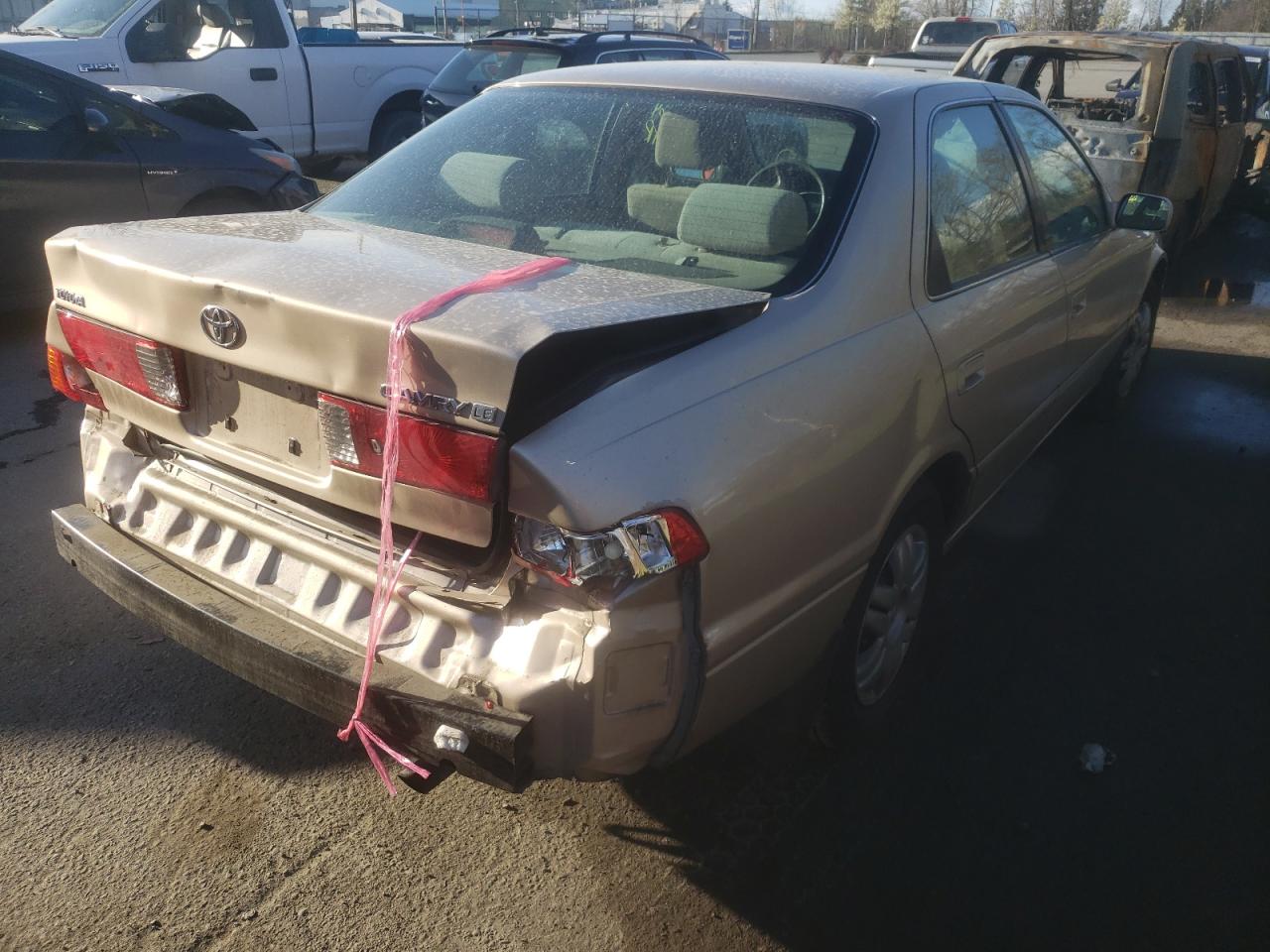 Photo 4 from auction – 2001 TOYOTA CAMRY CE with VIN JT2BG22K310580790